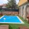 Holiday house with heated pool Vugica - Polje