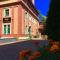 Backstage Hotel