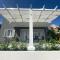 Holiday House Canis