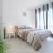 Tranquil Duplex in Sitges, Barcelona,sea views, parking, terrace - سيتجيس