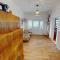 FAMILY APARTMAN