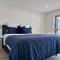66 Express luxury apartment in New Market - Окленд
