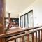 Flo Island Home