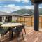 Custom designed holiday home, next to Cycleway.