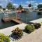 Sunny Waterfront Oasis! Prívate Pool, Hot Tub and Dock - Hudson