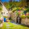 Tresillian, Stunning Spacious Cottage By Beach Sea-views Large Gardens
