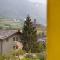 Yellow Apartment - Sarre