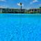 50% Off. 2BR , 2BR Ground floor with pool view, private beach access, security 24/7 شاليه ٢ غرفه ، ٢ حمام ف الدور الارضي قدام جنينه و حمام السباحه مباشره ، شاطيء خاص بالقرية و أمن ٢٤ ساعه و مسجد خاص - Dawwār Muḩammad Abū Shanab