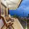 Azure Breeze - Coastal Chic Getaway by the Sea