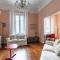 Stibbert & Statuto Elegant Flat with Balcony