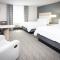 Candlewood Suites Miami Intl Airport - 36th St, an IHG Hotel - Miami