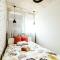 Industrial 9th Floor Central Apartment with Balcony and Views - Varšava
