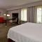 Hampton Inn & Suites Fredericksburg
