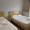 Rent Rooms Kapri