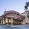 Embassy Suites by Hilton Phoenix Biltmore - Phoenix