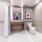 DoubleTree by Hilton Raleigh-Cary - Cary