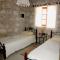 Simona Stone House