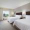 Hampton Inn & Suites Wellington