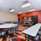 Hampton Inn & Suites California University-Pittsburgh