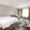 Hampton Inn & Suites - Toledo/Oregon