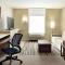 Home2 Suites by Hilton Milwaukee Brookfield - Waukesha