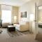 Home2 Suites by Hilton Milwaukee Brookfield - Waukesha