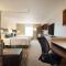 Home2 Suites by Hilton Milwaukee Brookfield - Waukesha