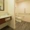 Hampton Inn & Suites Cazenovia, NY - Cazenovia