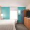 Home2 Suites by Hilton Woodbridge Potomac Mills - Woodbridge