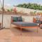 Flore Hostel
