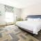 Hampton Inn & Suites Syracuse North Airport Area