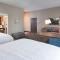 Hampton Inn and Suites at Wisconsin Dells Lake Delton - Wisconsin Dells