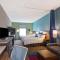 Home2 Suites Pensacola I-10 At North Davis Hwy