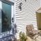 Sea Cave, OBX gem, private studio, couples nest!