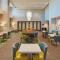 Hampton Inn & Suites Sacramento at CSUS