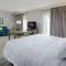Hampton Inn & Suites Sacramento at CSUS