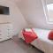 Luxury Air Conditioned 6 Bedroom Hythe Seaside