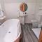 Luxury Air Conditioned 6 Bedroom Hythe Seaside