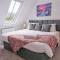 Luxury Air Conditioned 6 Bedroom Hythe Seaside