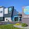 Tru by Hilton Syracuse North Airport Area