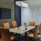 Awesome 1 BR Apt + Den At Crystal City With Gym