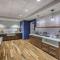 Hampton Inn & Suites Kittery-Portsmouth