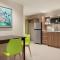 Home2 Suites By Hilton Overland Park, Ks - أوفرلاند بارك Home2 Suites By Hilton Overland Park, Ks - أوفرلاند بارك
