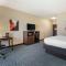 Best Western Plus Longhorn Inn & Suites - Luling