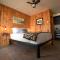 Columbia Point Resort - Kettle Falls