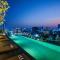 GLOW PARK HOTEL Grand Royal Palace