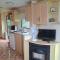 Cosy Caravan at Blackmoor Farm - Ludchurch