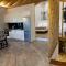 Goninos Jacuzzi Suite