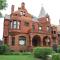 Schuster Mansion Bed & Breakfast - Milwaukee