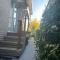 -The Garden Room - with Private Entrance & Private Bathroom